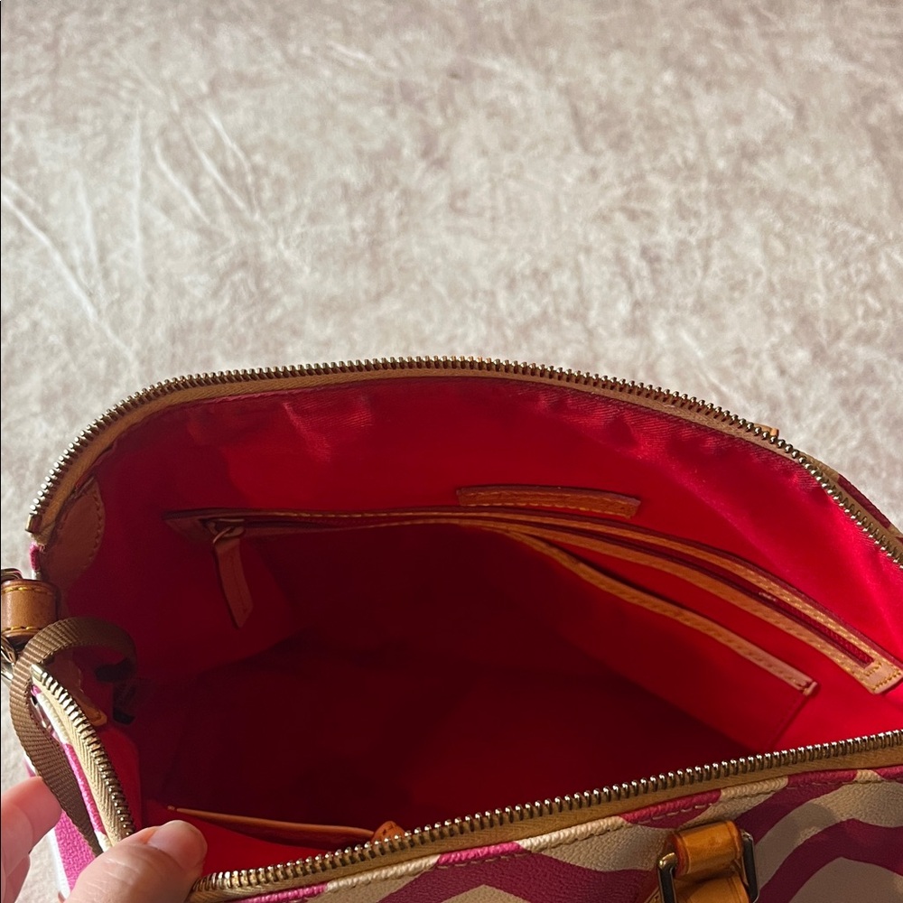 Dooney & Bourke Pink and White Chevron Satchel - Picture 4 of 5